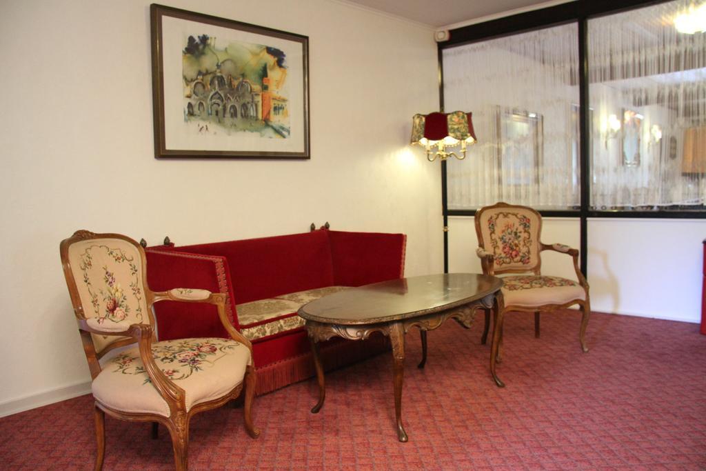 Hotel Hammerso Allinge-Sandvig Exteriör bild